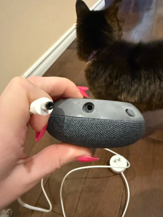 Google Nest Mini (2nd Generation) - Picture 6 of 8